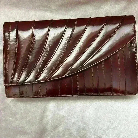 VINTAGE EEL SKIN SHELL DESIGN CLUTCH - Picture 5 of 10